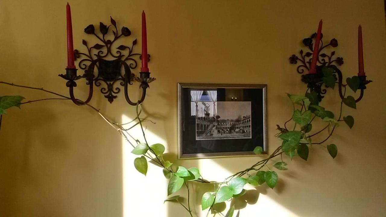 Casa Mica Guesthouse Bukurešť Exteriér fotografie