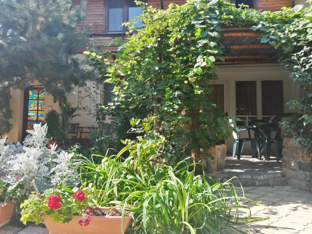 Casa Mica Guesthouse Bukurešť Exteriér fotografie